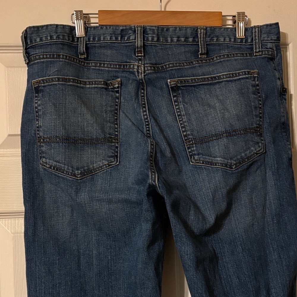 Arizona Jean Company jeans men’s size 38x34 Blue Straight Jeans Ripped Belt Loop